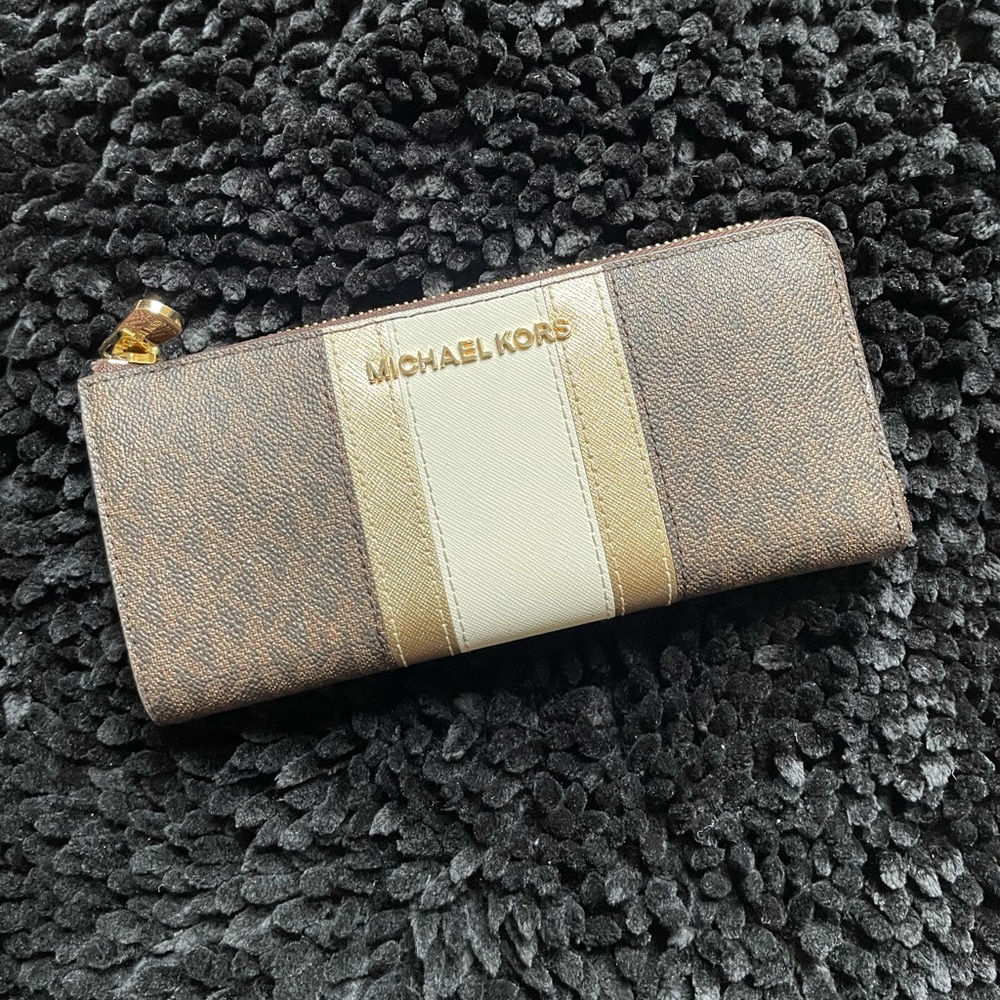 MK wallet